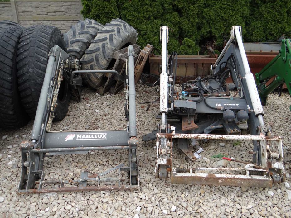 Ładowacz czołowy Massey Ferguson Mailleux Faucheux