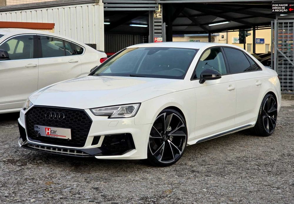 AUDI A4 LIMOUSINE B9 S LINE 2.0TDI 150CV “LOOK RS4”