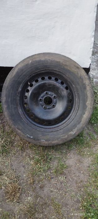 Продам колесо под запаску