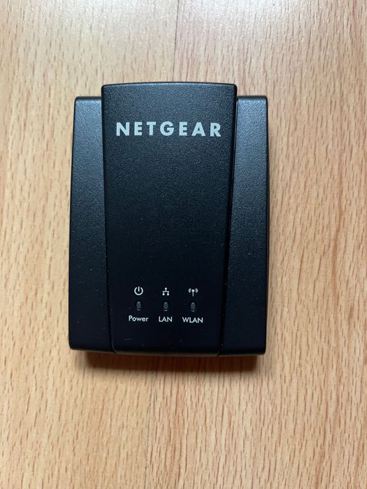 NETGEAR  WIFI internet adapter WNCE2001