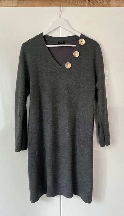 SOLAR swetrowa sukienka szara popielata 40/L. Pozłacane elementy.