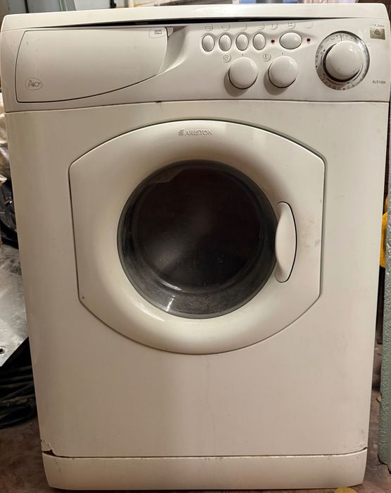 Пральна машина Ariston ALS 109X