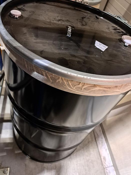 Beczka 200 L używana