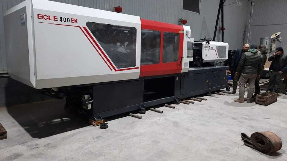 Виготовлення виробів із пластмас на пресформах замовника