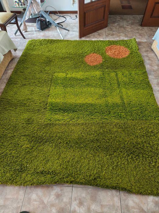 Tapete com pêlo verde 2x2m