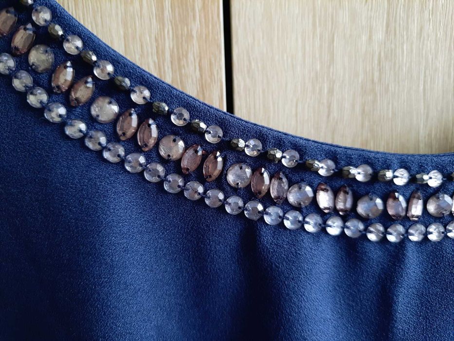 Sukienka wizytowa 40