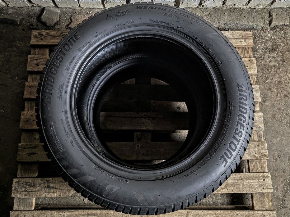 Пара 235/55r17 Bridgestone | 2025 | 7mm | Made in Spain | 2шт | Преміум всесезонні шини | Ідеальний стан, без пошкоджень, без ремонтів, без дефектів
