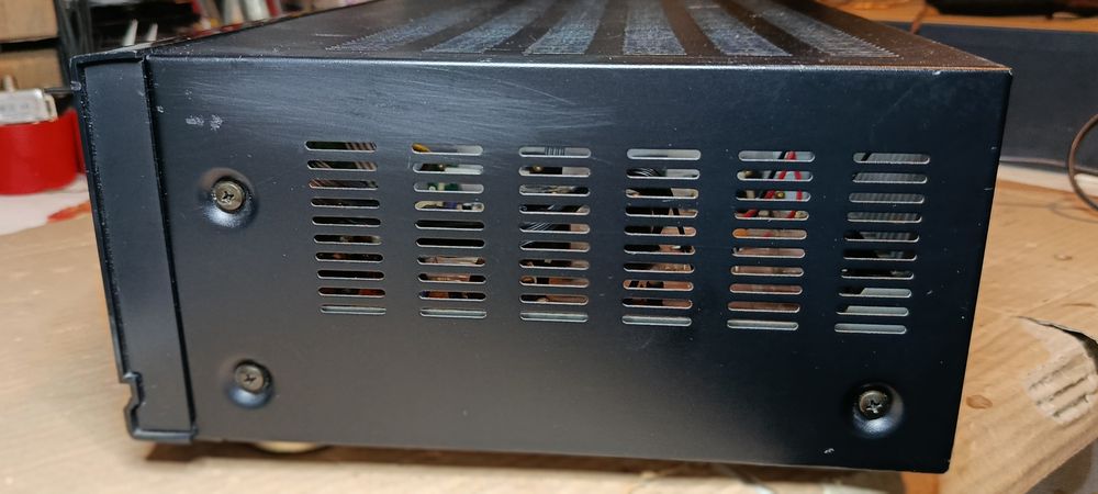 Wzmacniacz stereo Akai A-17