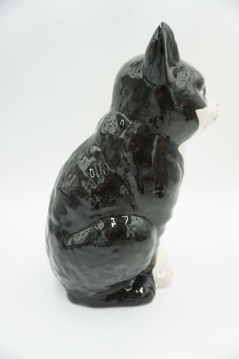 PIĘKNA porcelanowa figurka kotek