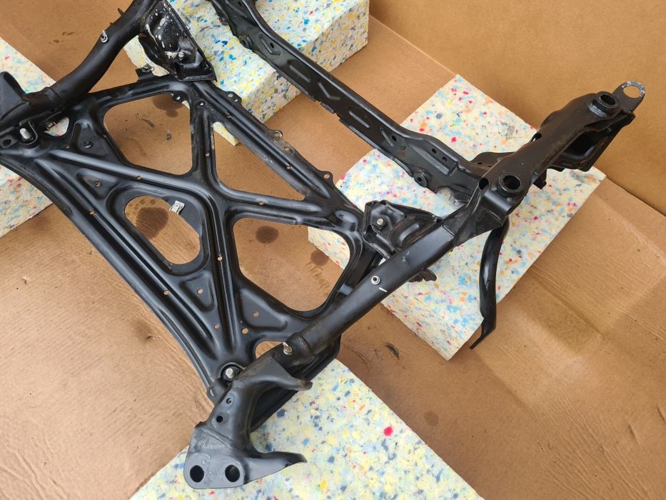 WÓZEK sanki kołyska zawieszenia przedniego AUDI A6 C7 4G LIFT przód OE