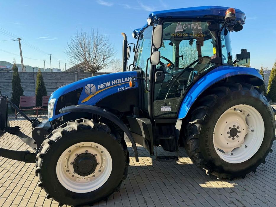 New Holland TD5.85  NEW HOLLAND TD5.85 Pierwsza rejestracja 09/2022 Tylko 800 mth