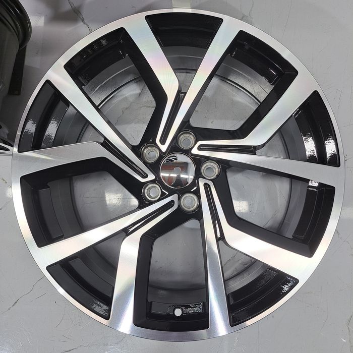 * Jantes 19" LOOK VW Golf GTI Clubsport 5x112