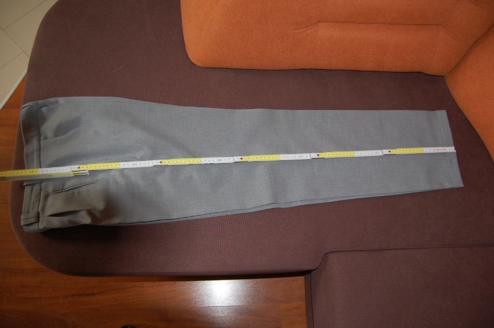 Garnitur męski, trzyczęściowy