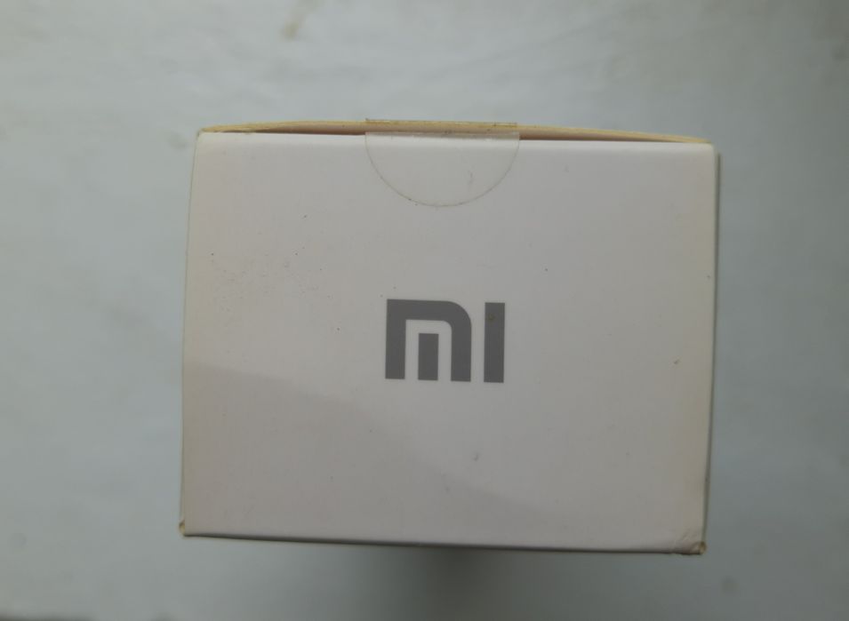 Селфи-монопод Xiaomi Mi Selfie Stick Cable Black (FBA4074CN).