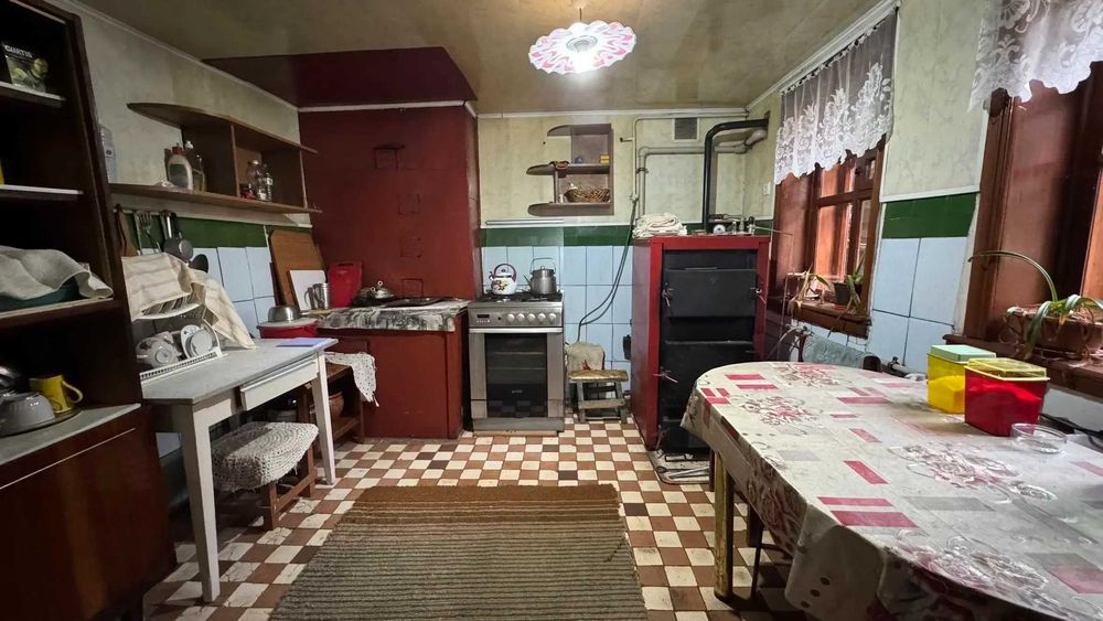 Продаж цегляного будинку. 90 м2. 10 соток. Яківці. №17894