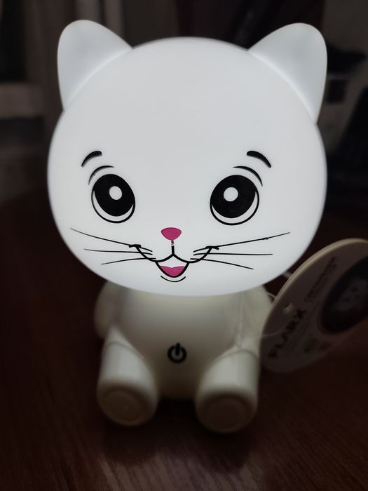 Світильник сенсорний (3 режима роботи)