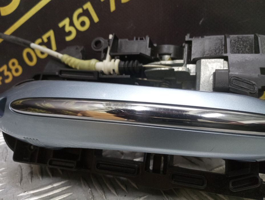 Ручка дверей зовнішня передня ліва BMW F10 535i hybrid БМВ Ф10 левая