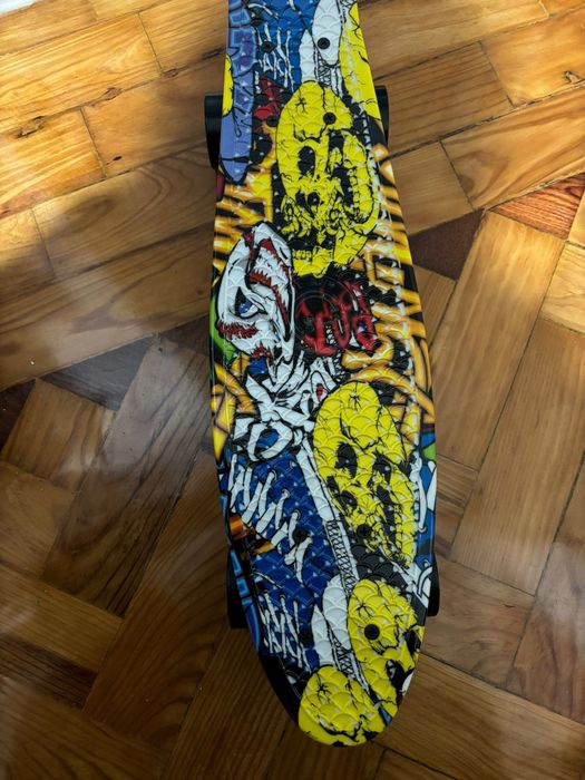 Skate 4 rodas Novo com etiqueta