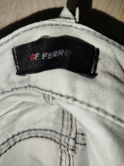 Джинси розмір 50, по талії -50 см,постегон -58 см,довжина -110 см,висо