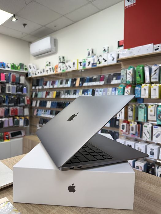 MacBook Air 2021