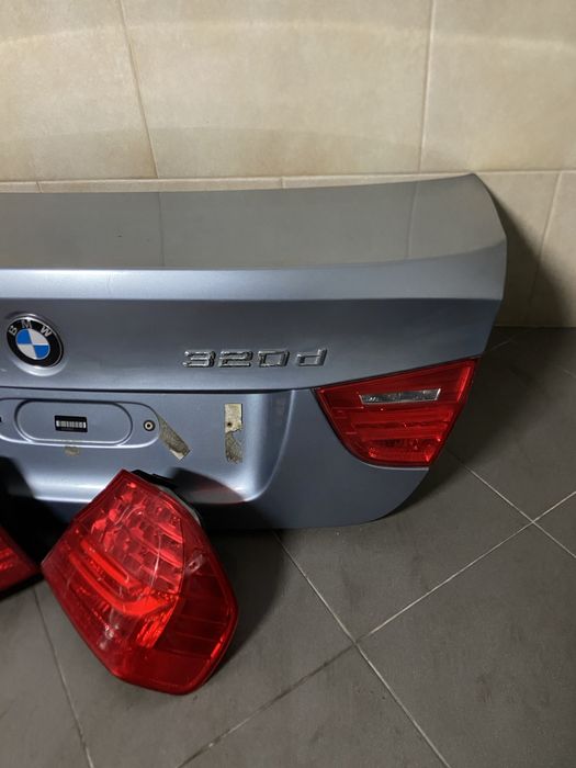 Mala e Farolins LCI BMW Serie 3 e90