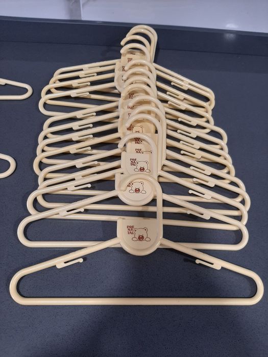 Cabides como NOVOS Pré - Natal