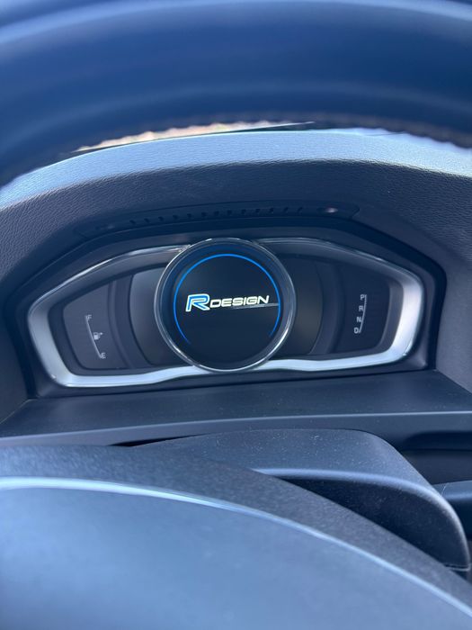 Volvo V60 plug-in/ diesel Rdesing