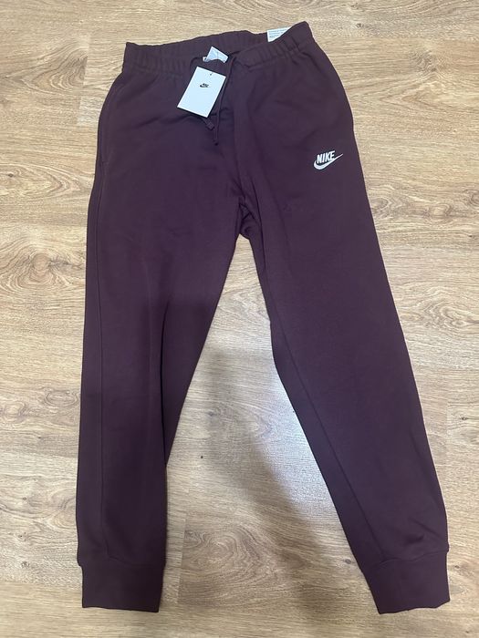 Штани Чоловічі Nike Sportswear Club Fleece Joggers BV2671-652