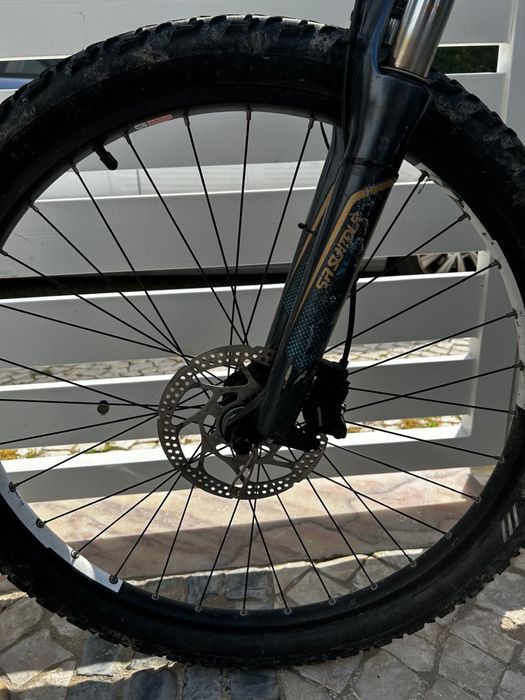 Vende-se Bicicleta de Montanha TREK Skye SLX