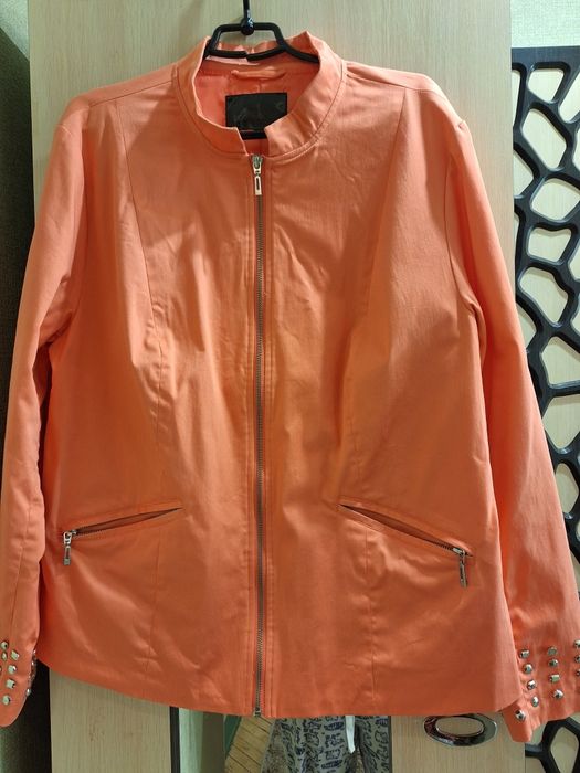 Продаю лёгкий пиджак