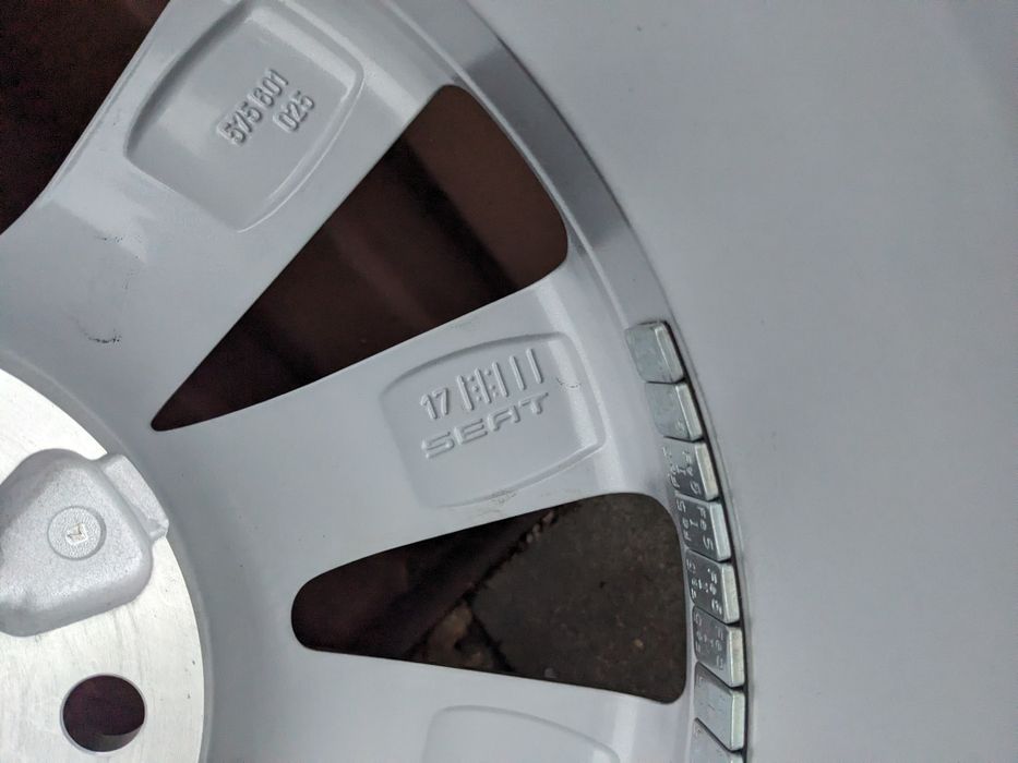 NOWE Oryginalne Alufelgi Seat 5x112 Ateca Leon Skoda Vw 6Jx16 ET43 575