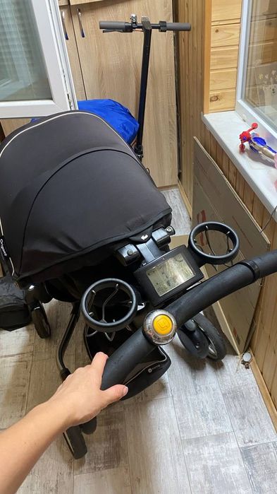 Дитяча коляска 4 moms (робот)