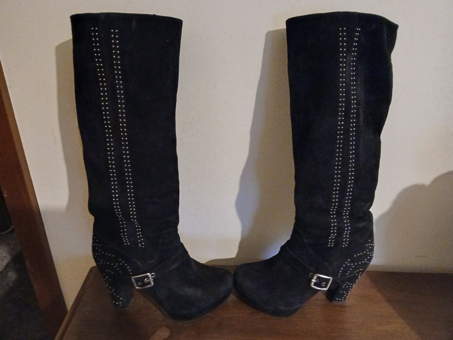 Botas em bom estado