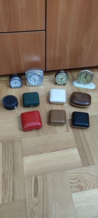 Часы дорожные, будильник разные