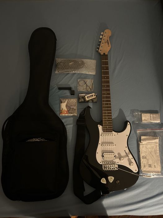 Yamaha Eg112 Gpii Guitar Pack Ii Black