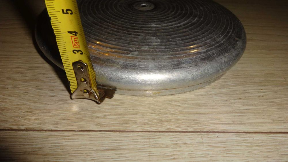 Крышка от советской кастрюли алюминиевая диаметр 16 см