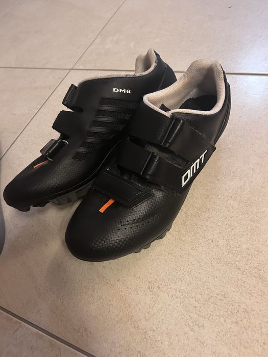 Sapatos btt DMT  dm6 N 43/44