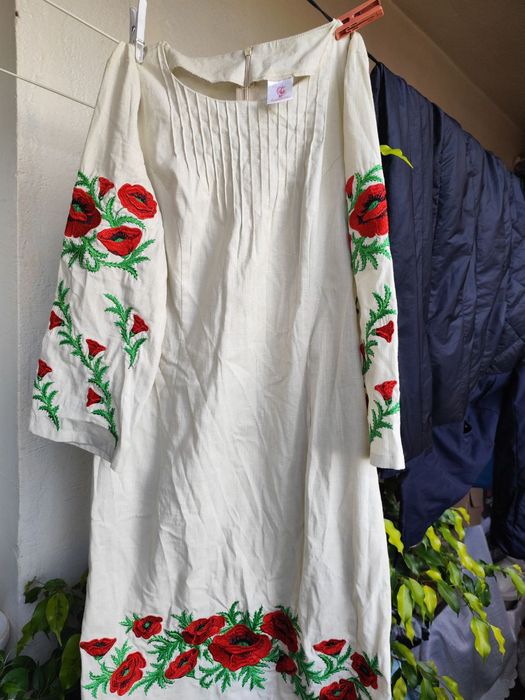 Вишиванка сукня розмір 44.