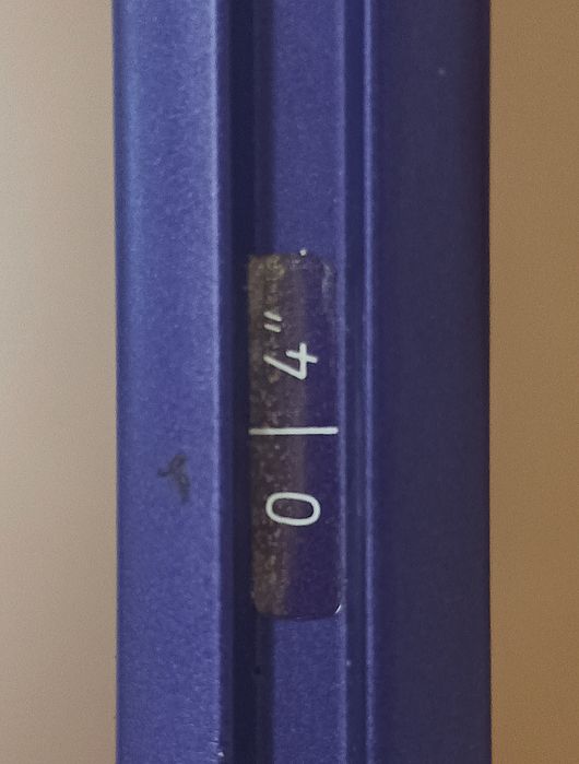 Raquete de ténis Slazenger com capa.