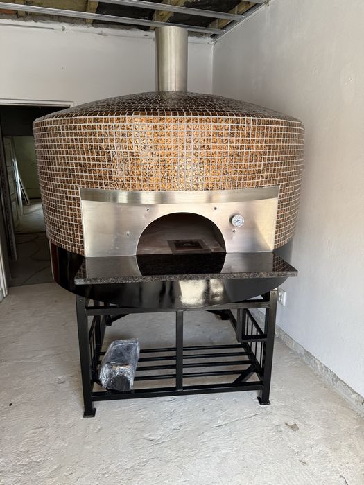 Włoski piec do pizzy
