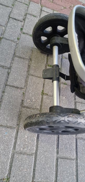 Wózek dzieciecy Joolz hub plus