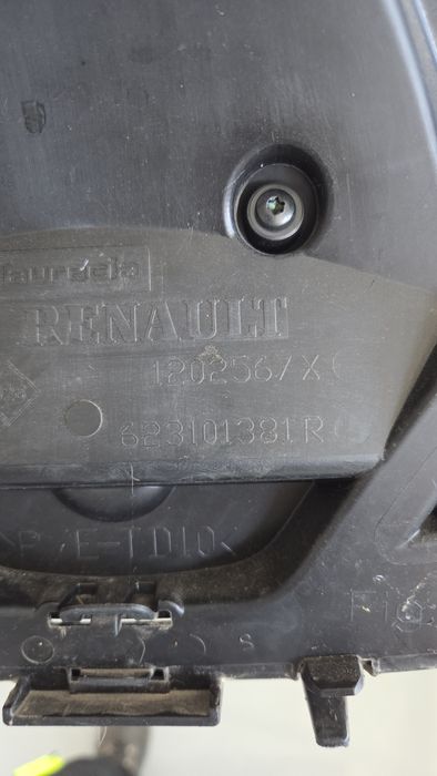 Grelha Renault Kangoo 2021