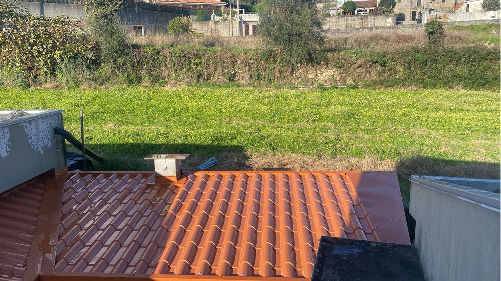 Serviços de serralharia, Portões, Grades, Coberturas, Telhados