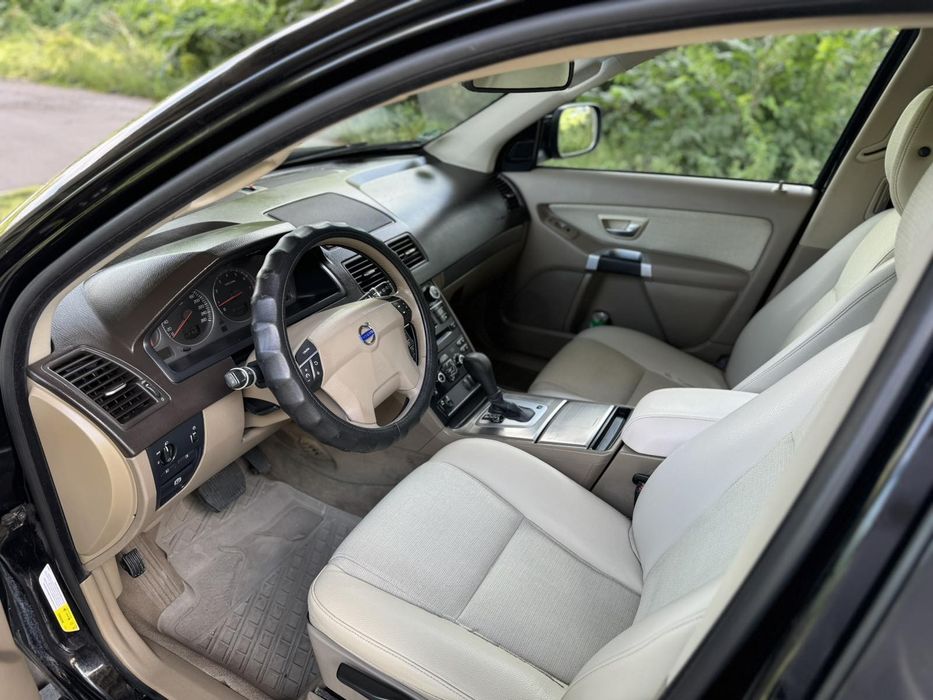 Продам Вольво хс90 3,2 бензин автомат