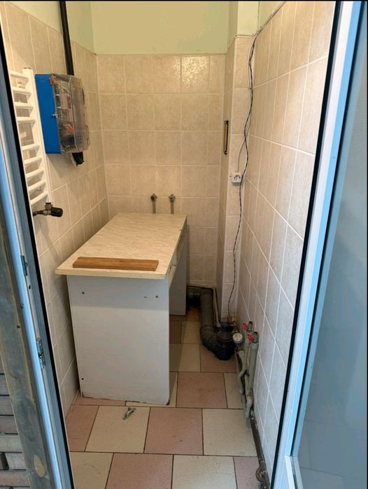 Продається нежитлове приміщення с.Крихівці