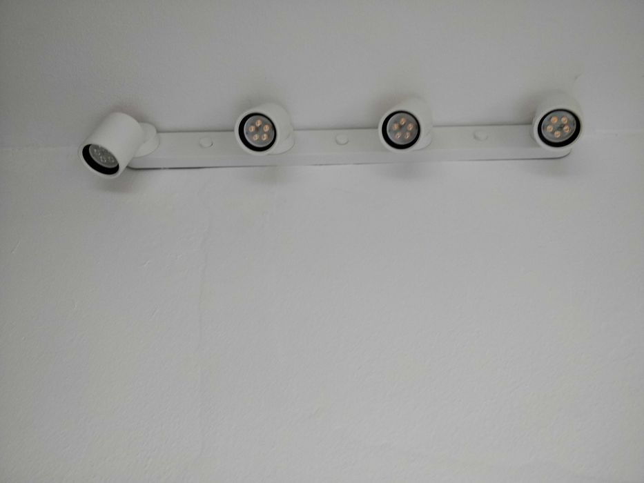 Projetor teto/parede c/4 focos, branco