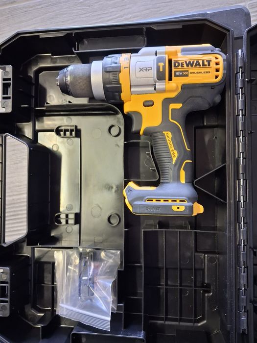 Wkrętarka Deewalt dcd 999