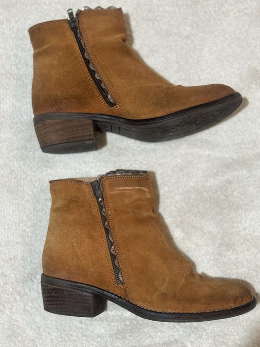 Botas usadas camurça marca Tapadas