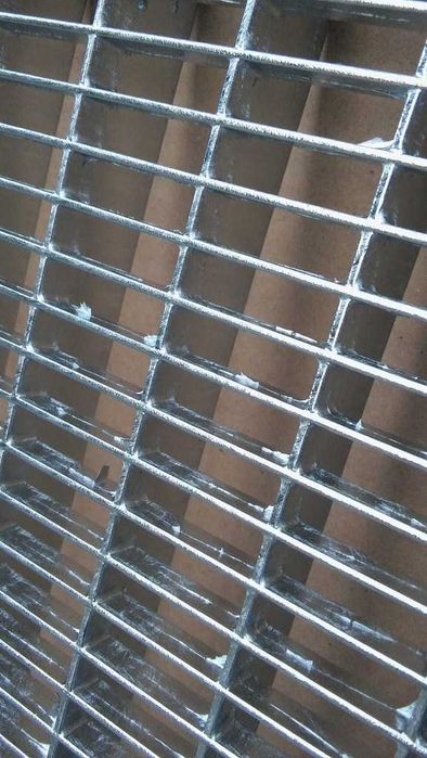 Krata 1000x1000 33x11mm drobne oczko!! Podest -wycieraczka/ na wymiar!