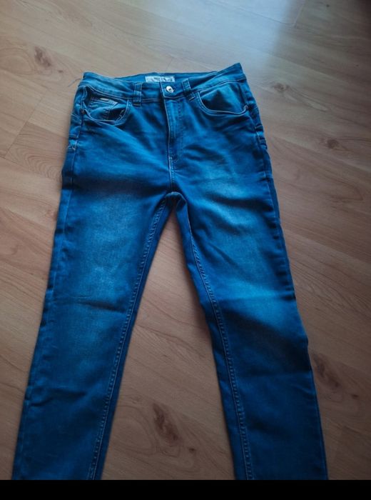 Nowe jeansy Diverse Push Up